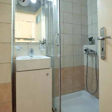 Apartment Eleon