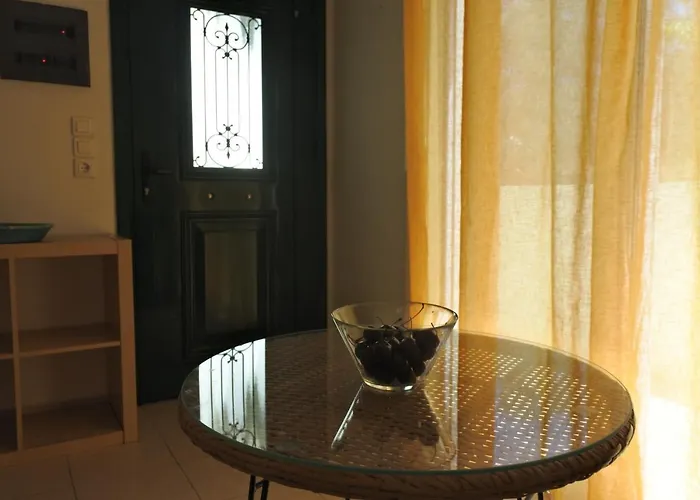 Eleon Apartment Frínion